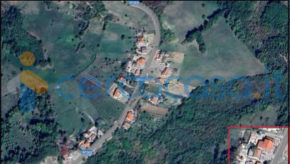 casa indipendente in vendita a Nusco