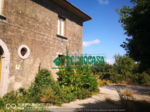 casa indipendente in vendita ad Ospedaletto d'Alpinolo