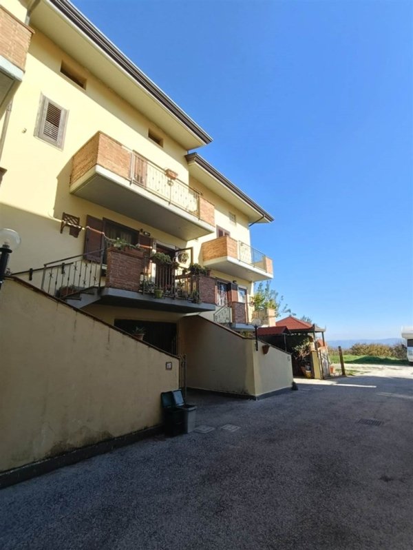 casa indipendente in vendita ad Ospedaletto d'Alpinolo