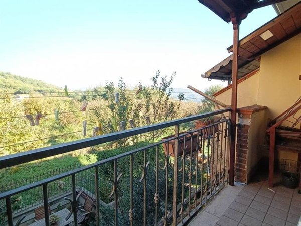 casa indipendente in vendita ad Ospedaletto d'Alpinolo