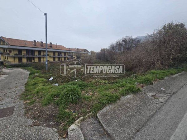 terreno agricolo in vendita ad Ospedaletto d'Alpinolo