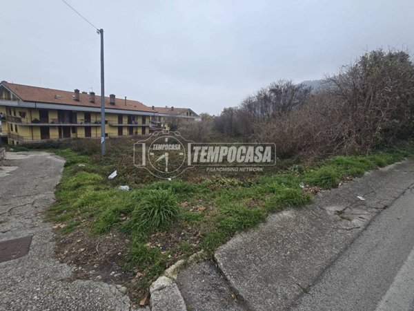 terreno agricolo in vendita ad Ospedaletto d'Alpinolo