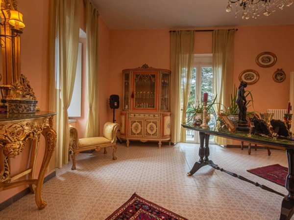 casa indipendente in vendita ad Ospedaletto d'Alpinolo