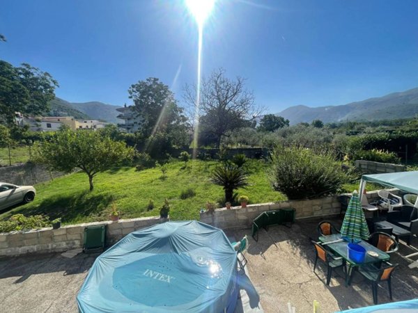 casa indipendente in vendita a Pago del Vallo di Lauro in zona Sopravia
