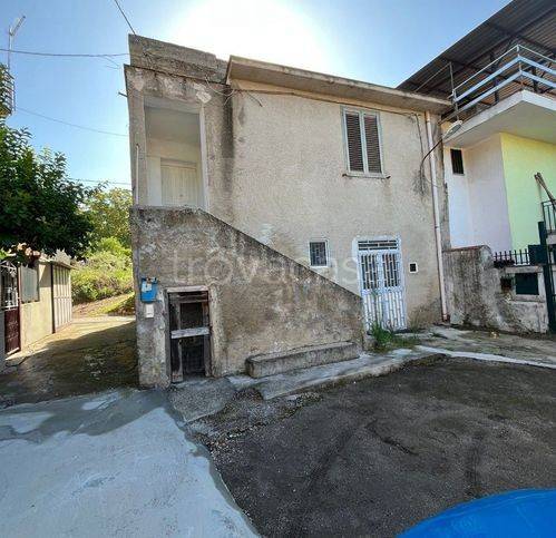 casa indipendente in vendita a Pago del Vallo di Lauro