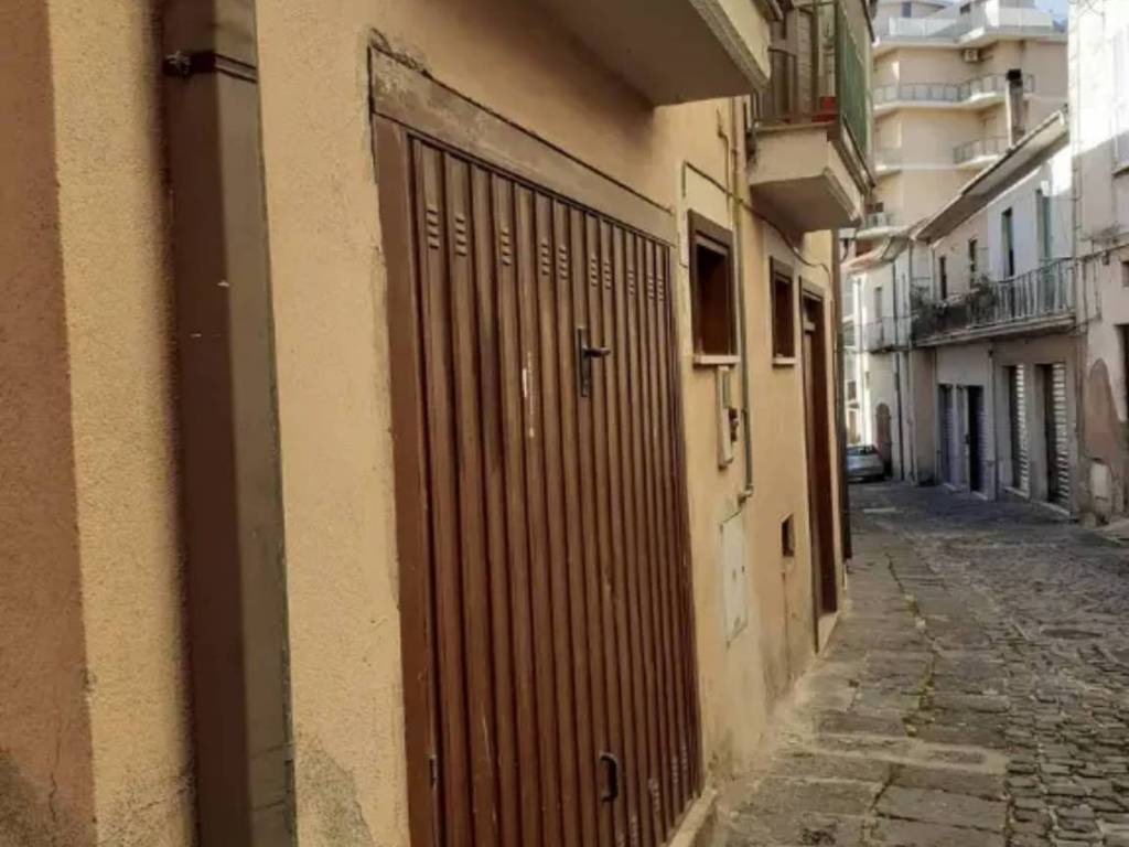 casa indipendente in vendita a Parolise