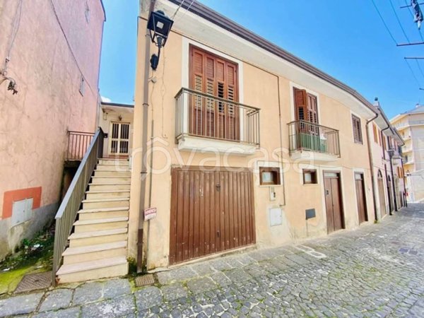 casa indipendente in vendita a Parolise