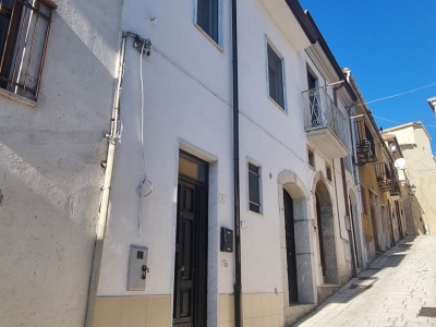 casa indipendente in vendita a Parolise
