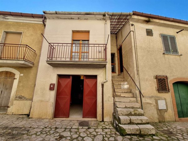 casa semindipendente in vendita a Parolise in zona Serra