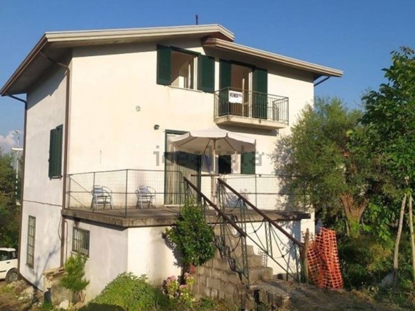 casa indipendente in vendita a Paternopoli