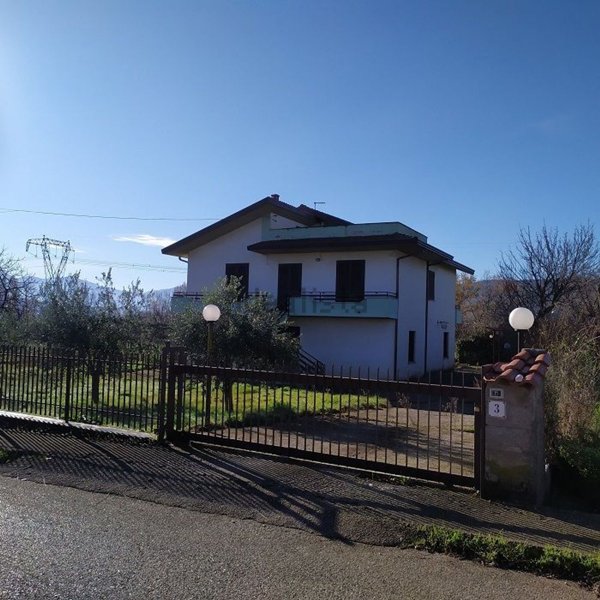 casa indipendente in vendita a Paternopoli