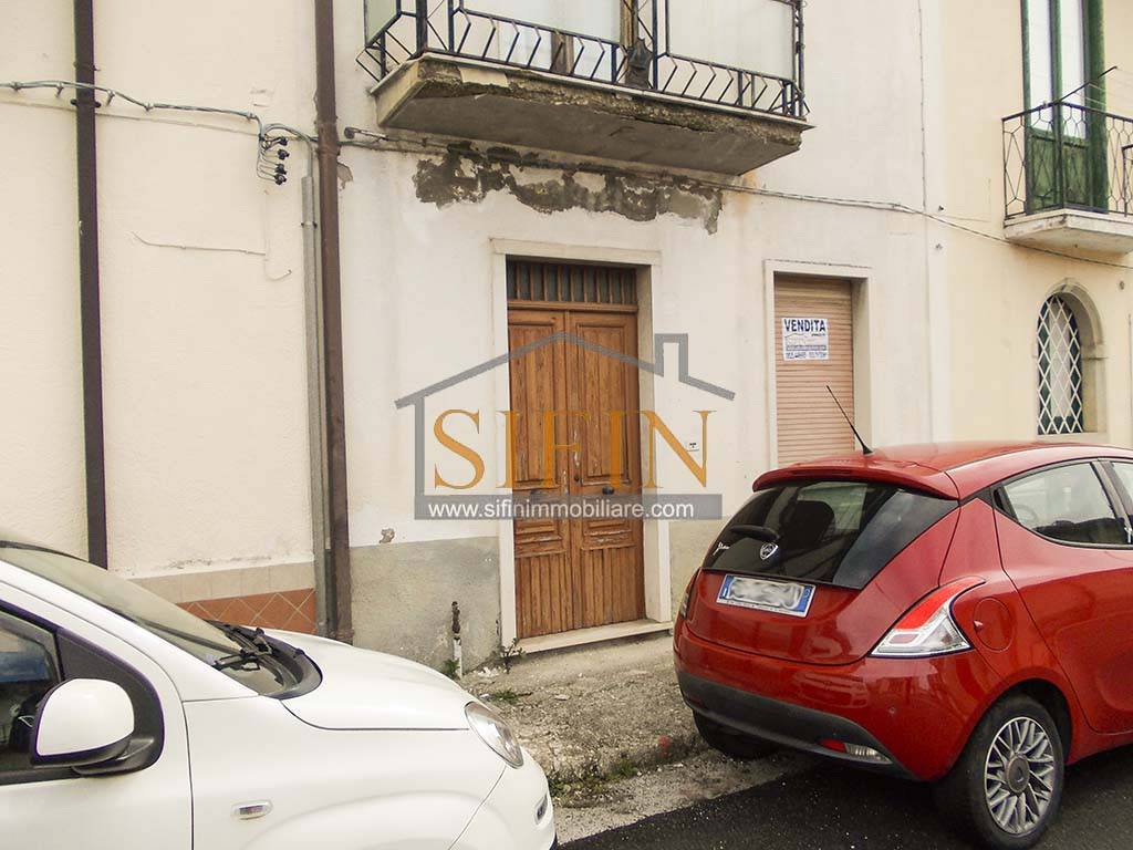 casa indipendente in vendita a Paternopoli