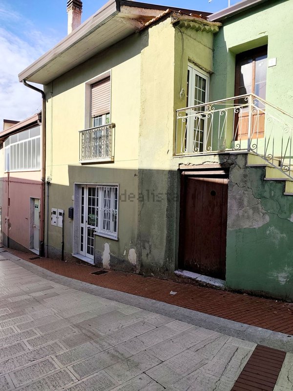 casa semindipendente in vendita a Paternopoli