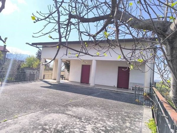 casa indipendente in vendita a Paternopoli