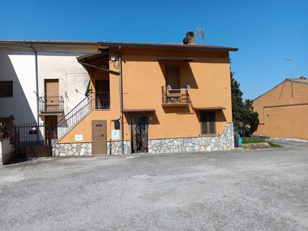 casa semindipendente in vendita a Petruro Irpino