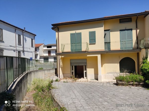 casa indipendente in vendita a Pietradefusi