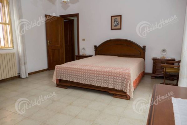 casa indipendente in vendita a Pietradefusi in zona Vertecchia