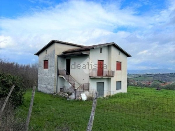 appartamento in vendita a Pietradefusi in zona Dentecane