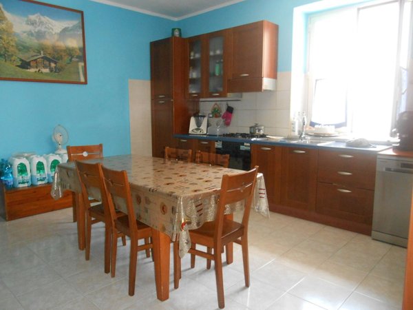 casa indipendente in vendita a Pietradefusi in zona Dentecane