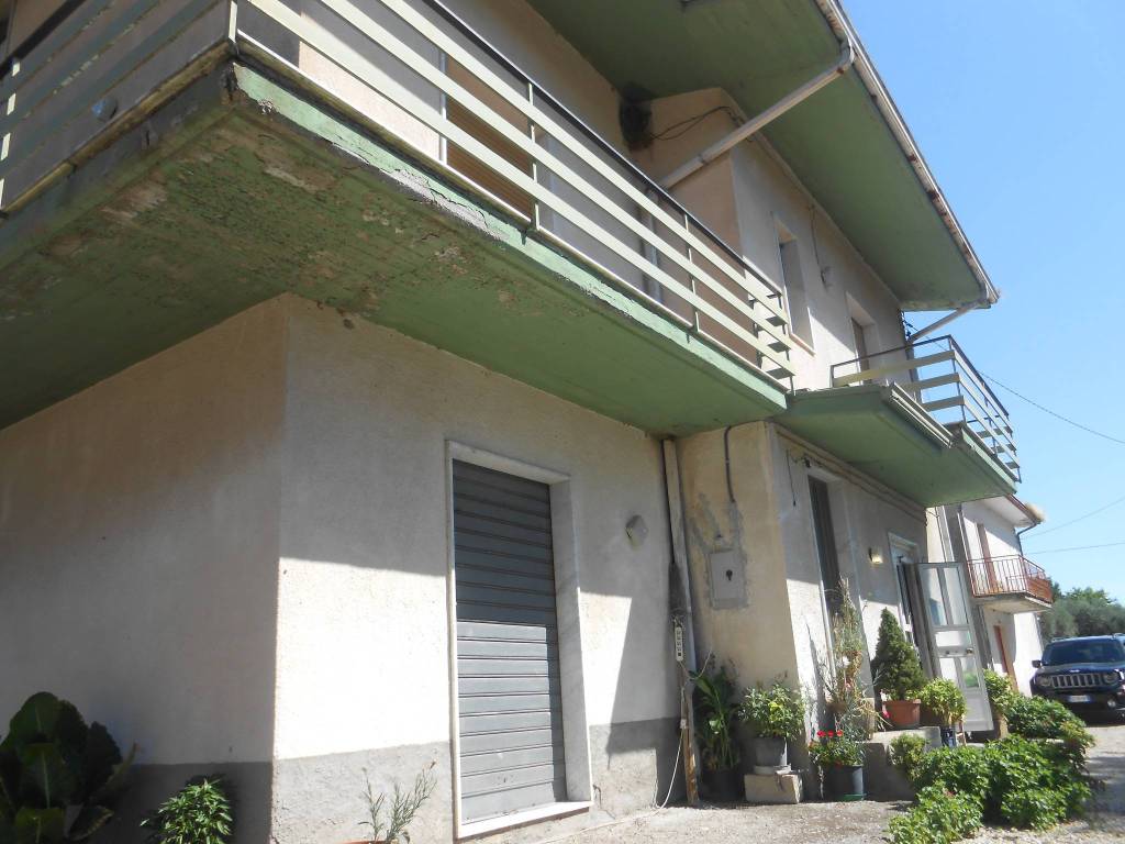 casa indipendente in vendita a Pietradefusi