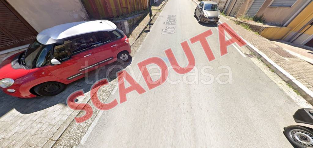 locale commerciale in vendita a Pietradefusi