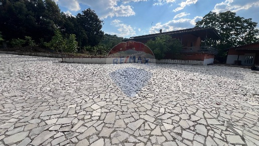 casa indipendente in vendita a Pietradefusi