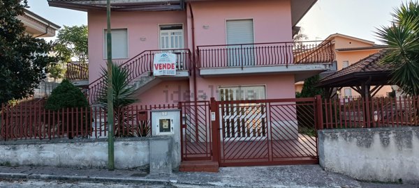 casa indipendente in vendita a Pietradefusi