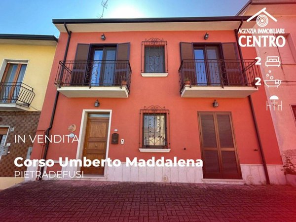 casa indipendente in vendita a Pietradefusi in zona Dentecane