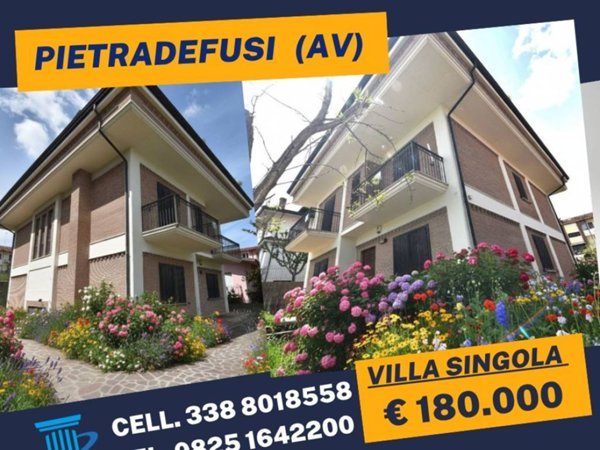 casa indipendente in vendita a Pietradefusi in zona Sant'Elena