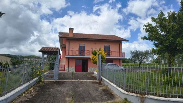 casa indipendente in vendita a Pietradefusi in zona San Sabino