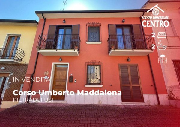 casa indipendente in vendita a Pietradefusi in zona Dentecane