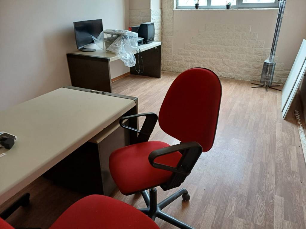 locale commerciale in vendita a Pietrastornina