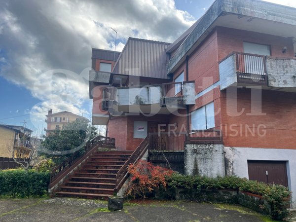 casa indipendente in vendita a Pietrastornina
