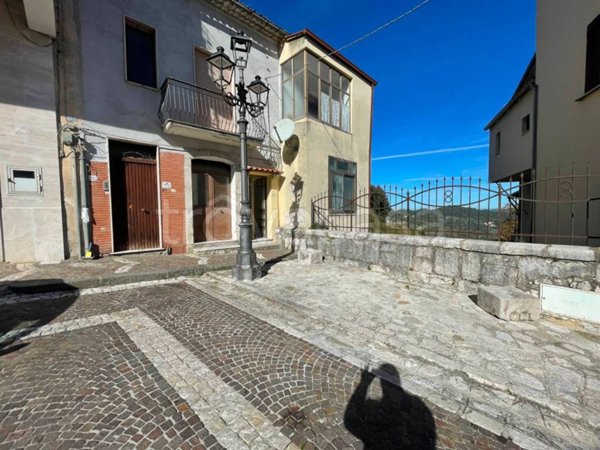 appartamento in vendita a Pietrastornina