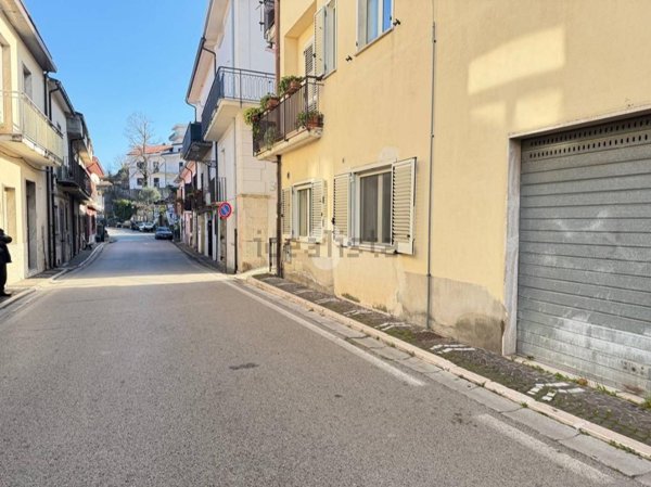 casa indipendente in vendita a Pietrastornina