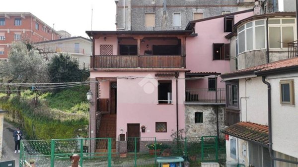 casa indipendente in vendita a Pietrastornina