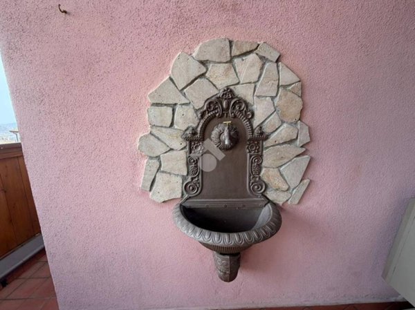 casa indipendente in vendita a Pietrastornina