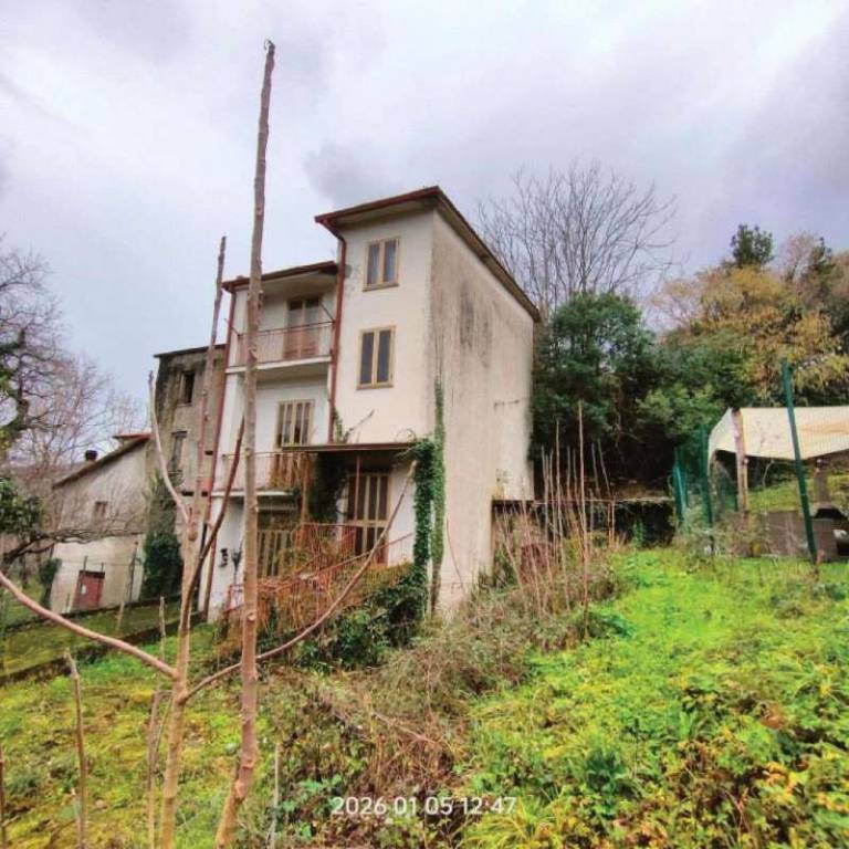 appartamento in vendita a Pietrastornina