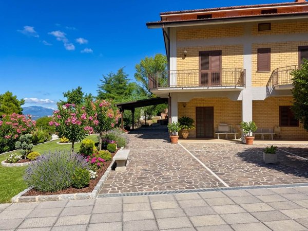 appartamento in vendita a Pietrastornina