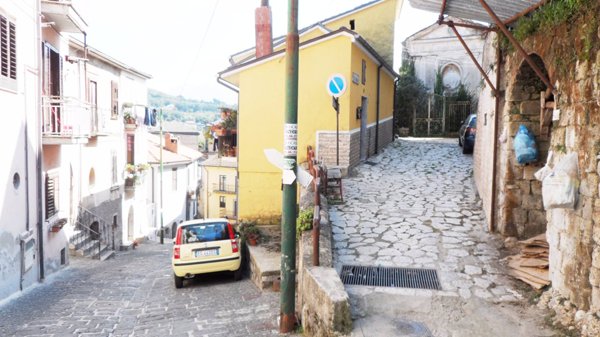 casa semindipendente in vendita a Prata di Principato Ultra