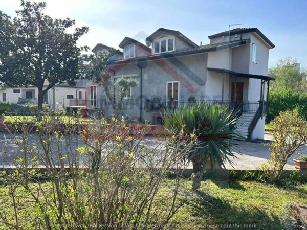 casa indipendente in vendita a Prata di Principato Ultra