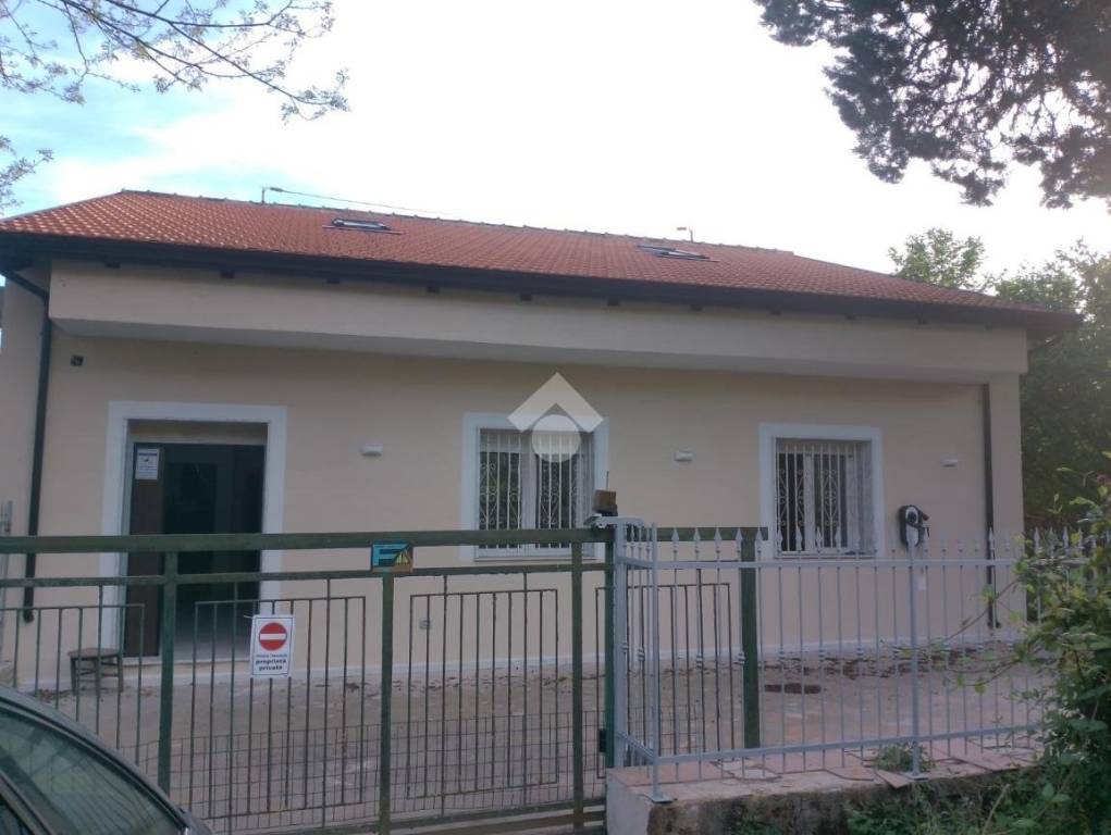 casa indipendente in vendita a Pratola Serra
