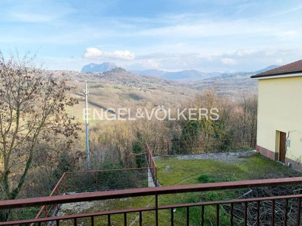 appartamento in vendita a Pratola Serra in zona Serra di Pratola