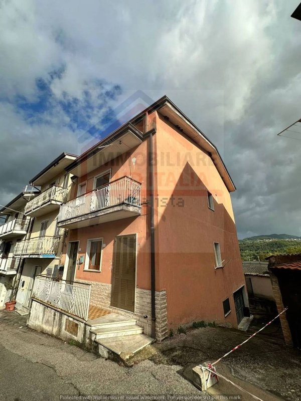 appartamento in vendita a Pratola Serra in zona Serra di Pratola