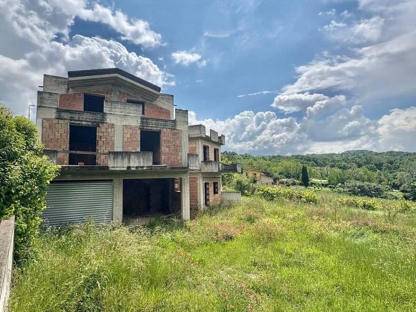 casa indipendente in vendita a Pratola Serra