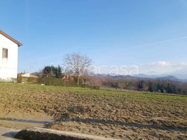 terreno agricolo in vendita a Pratola Serra