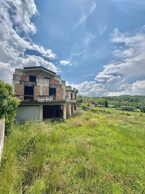 casa indipendente in vendita a Pratola Serra