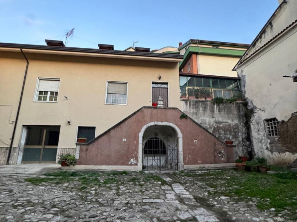 appartamento in vendita a Pratola Serra