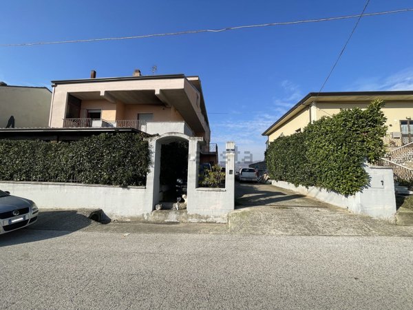 appartamento in vendita a Pratola Serra