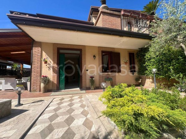 casa indipendente in vendita a Pratola Serra
